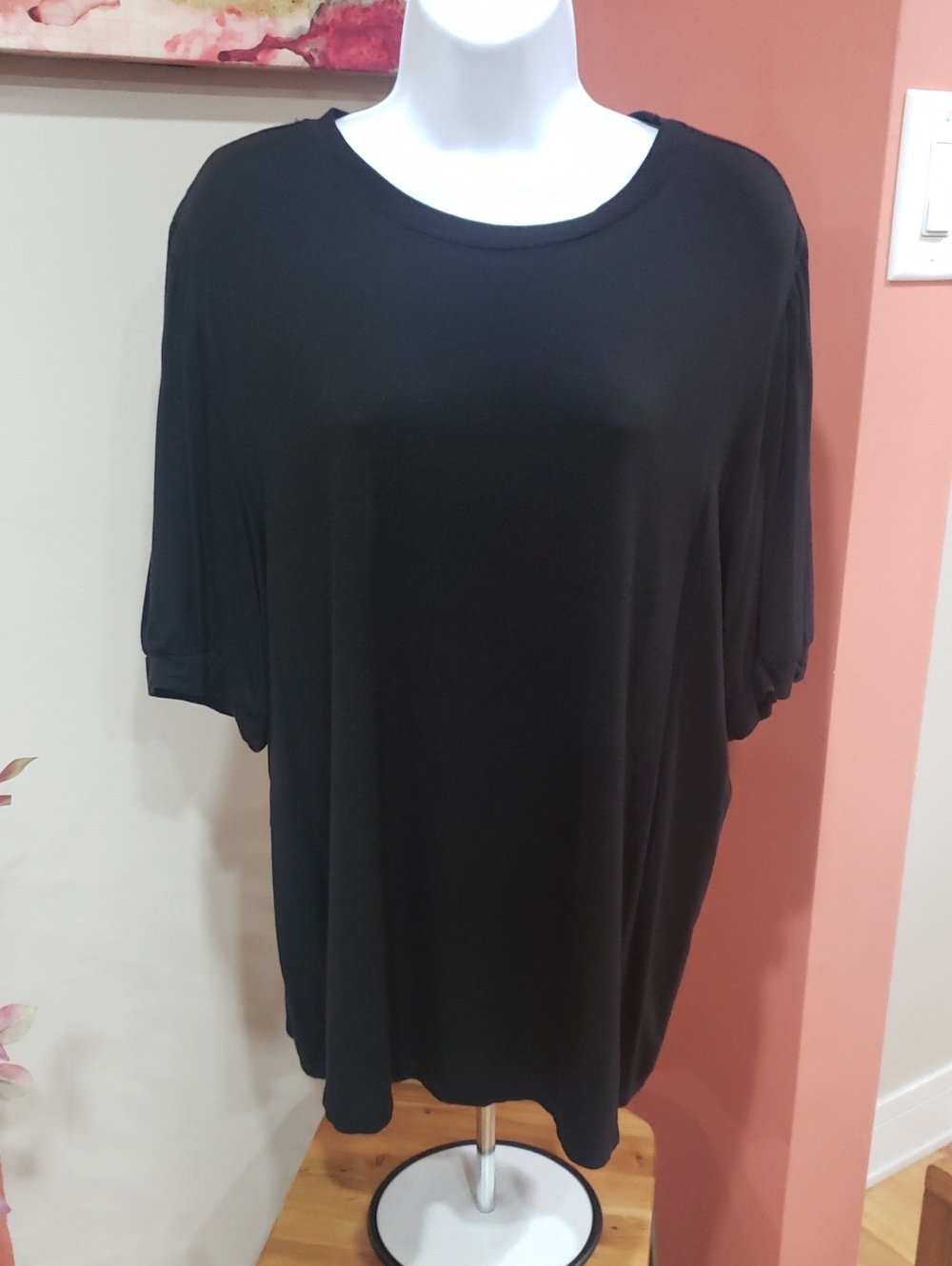 Time And Tru, Women's Black Crew Neck Short Shirt, 3X (22)